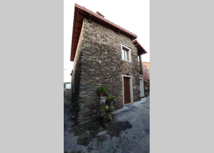 Casinha Da Fonte * Lamas de Podence